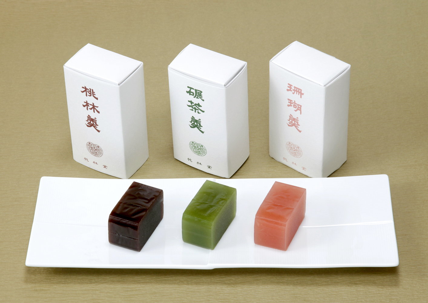 本煉羊羹 八尾市の 国産素材 と 手づくり にこだわった老舗和菓子屋